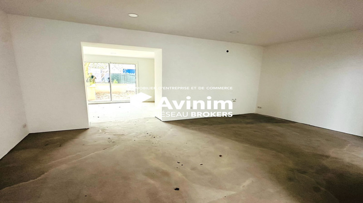 Ma-Cabane - Location Boutique Saint-Maur-des-Fossés, 65 m²