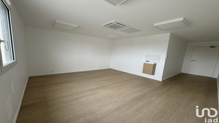 Ma-Cabane - Location Boutique Saint-Médard-d'Eyrans, 22 m²