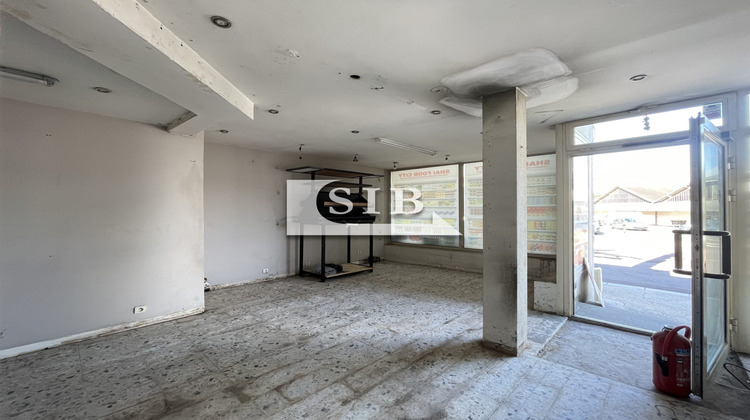 Ma-Cabane - Location Boutique Sainte-Geneviève-des-Bois, 30 m²