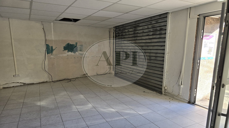 Ma-Cabane - Location Boutique SERVIAN, 45 m²