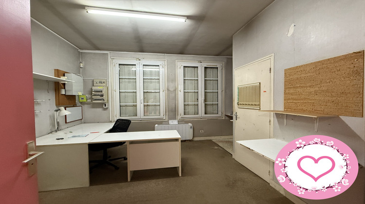 Ma-Cabane - Location Boutique Sully-sur-Loire, 68 m²