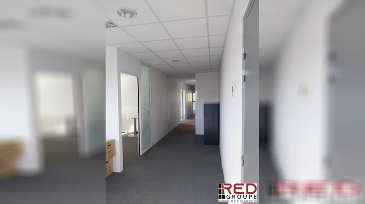 Ma-Cabane - Location Divers Éguilles, 204 m²