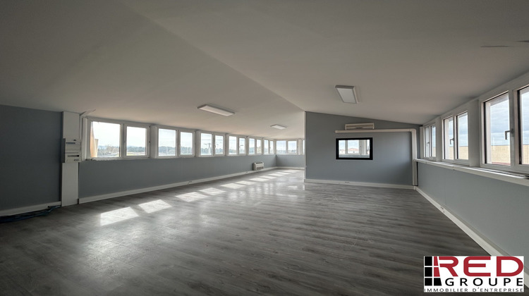 Ma-Cabane - Location Divers Éguilles, 100 m²