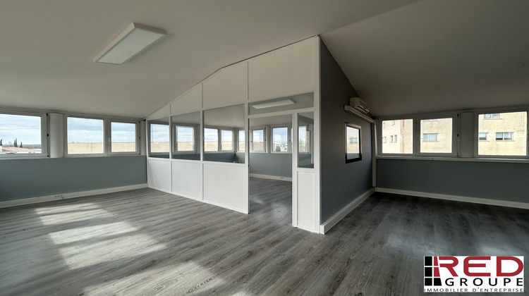 Ma-Cabane - Location Divers Éguilles, 100 m²