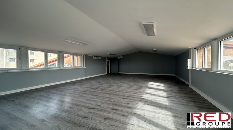 Ma-Cabane - Location Divers Éguilles, 100 m²