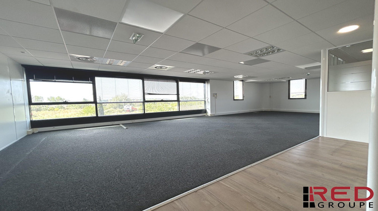 Ma-Cabane - Location Divers Éguilles, 160 m²