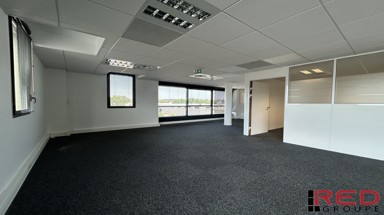Ma-Cabane - Location Divers Éguilles, 160 m²