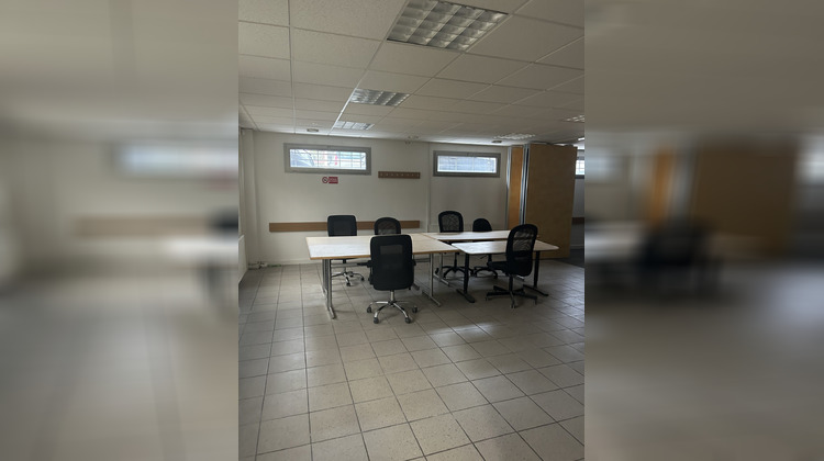 Ma-Cabane - Location Divers Évreux, 202 m²