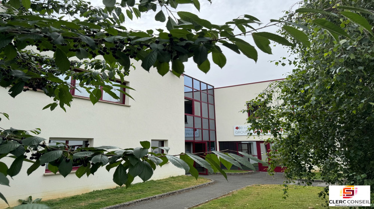 Ma-Cabane - Location Divers Évreux, 230 m²