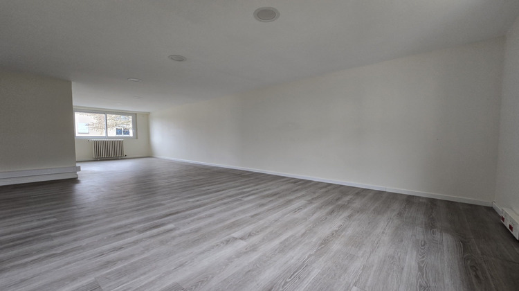 Ma-Cabane - Location Divers Évreux, 154 m²