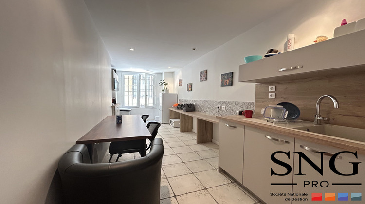 Ma-Cabane - Location Divers Aix-en-Provence, 145 m²