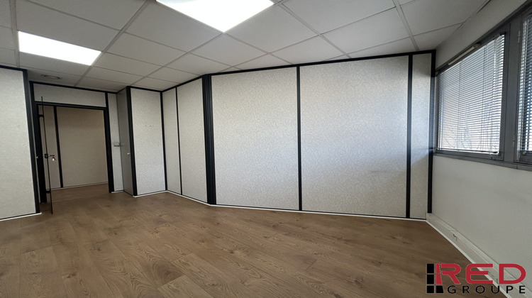 Ma-Cabane - Location Divers Aix-en-Provence, 149 m²
