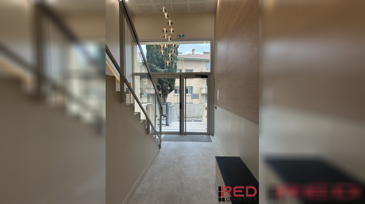 Ma-Cabane - Location Divers Aix-en-Provence, 251 m²