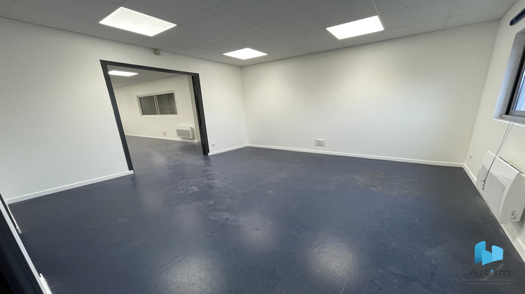 Ma-Cabane - Location Divers Allonnes, 191 m²