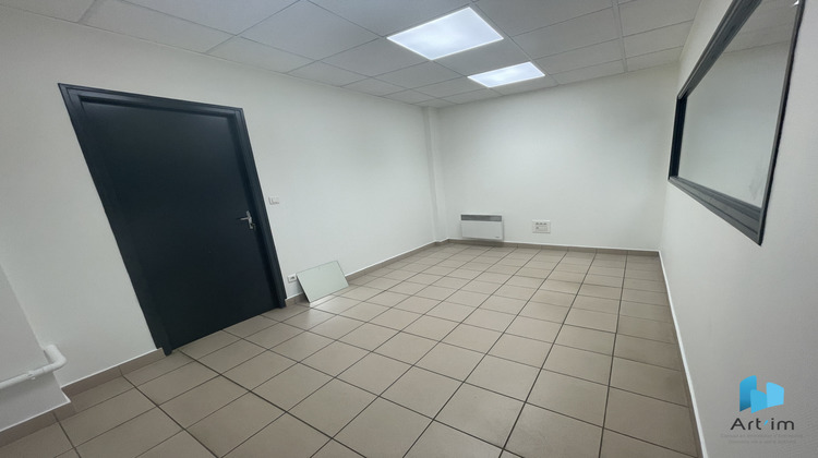 Ma-Cabane - Location Divers Allonnes, 191 m²