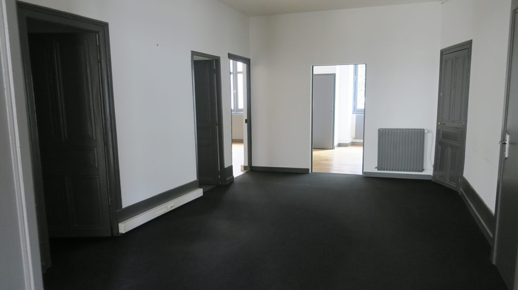 Ma-Cabane - Location Divers Angers, 107 m²