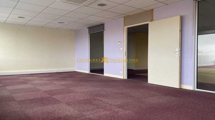 Ma-Cabane - Location Divers Angoulême, 300 m²