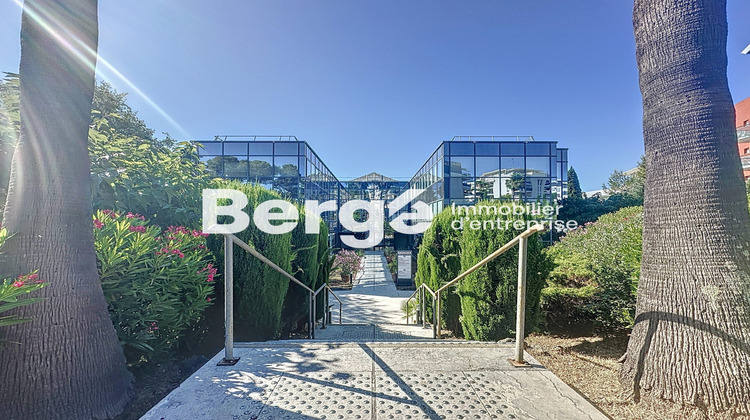 Ma-Cabane - Location Divers Antibes, 712 m²