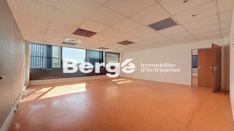 Ma-Cabane - Location Divers Antibes, 712 m²