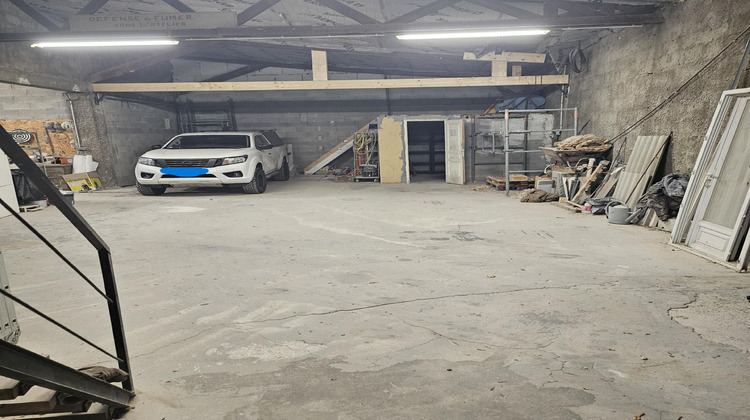 Ma-Cabane - Location Divers Apt, 250 m²