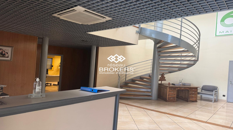 Ma-Cabane - Location Divers Arbent, 400 m²