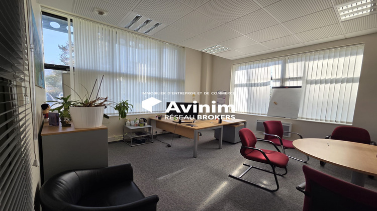 Ma-Cabane - Location Divers Archamps, 249 m²