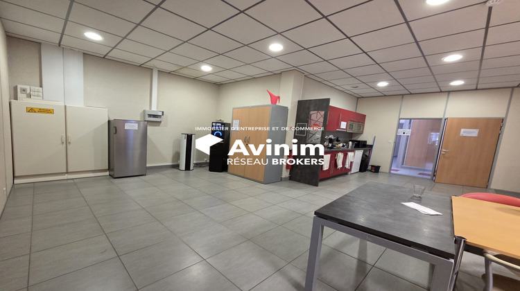 Ma-Cabane - Location Divers Archamps, 249 m²