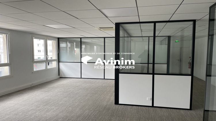 Ma-Cabane - Location Divers Arcueil, 213 m²