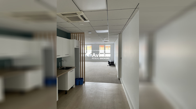 Ma-Cabane - Location Divers Arcueil, 213 m²