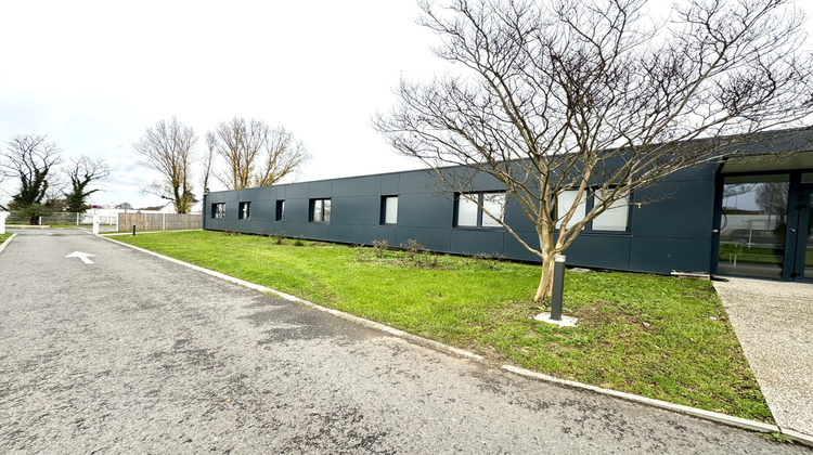 Ma-Cabane - Location Divers Artigues-près-Bordeaux, 200 m²