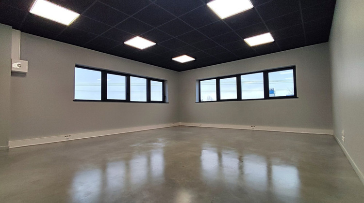 Ma-Cabane - Location Divers Artigues-près-Bordeaux, 125 m²