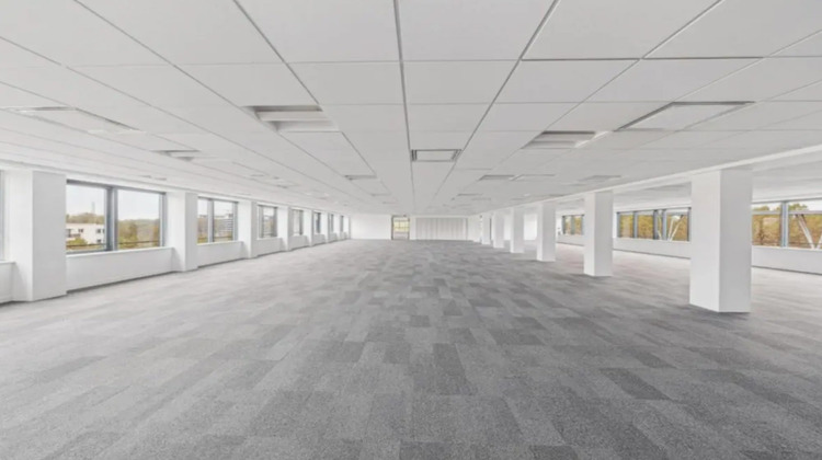 Ma-Cabane - Location Divers Asnières-sur-Seine, 250 m²