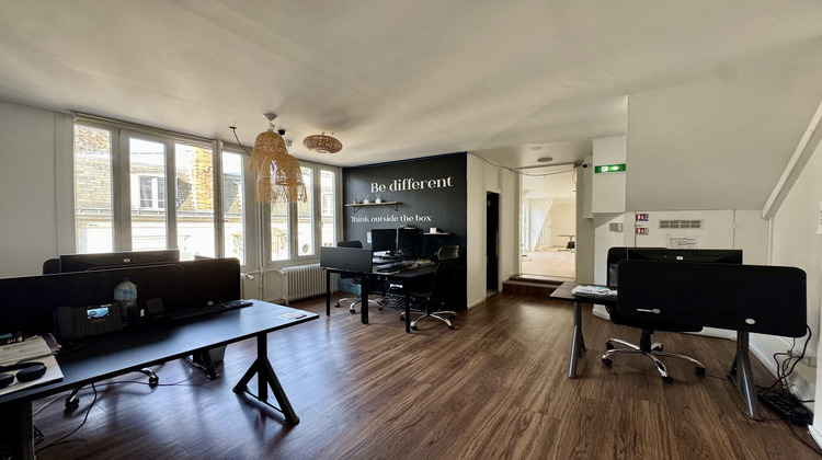 Ma-Cabane - Location Divers Asnières-sur-Seine, 102 m²