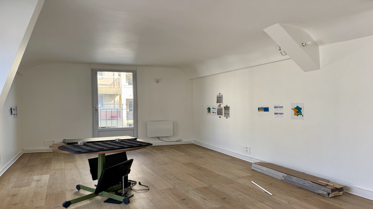 Ma-Cabane - Location Divers Asnières-sur-Seine, 102 m²