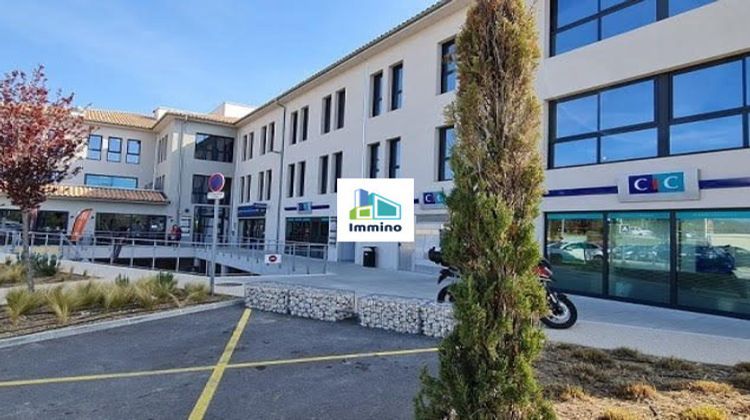 Ma-Cabane - Location Divers Aubagne, 250 m²