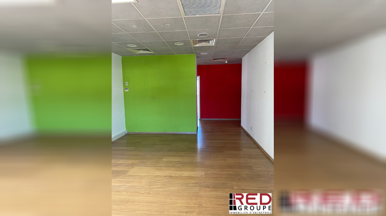 Ma-Cabane - Location Divers Aubagne, 210 m²