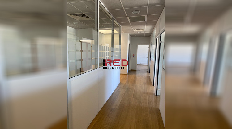 Ma-Cabane - Location Divers Aubagne, 460 m²