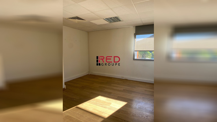 Ma-Cabane - Location Divers Aubagne, 460 m²