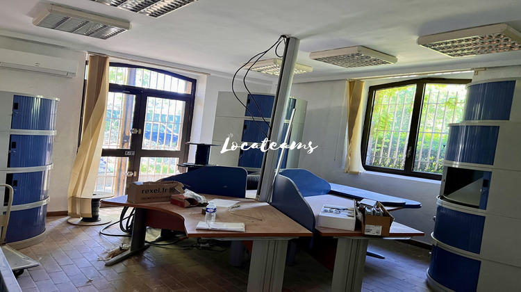 Ma-Cabane - Location Divers Aubagne, 272 m²