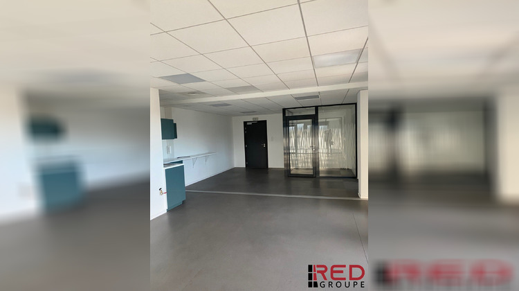 Ma-Cabane - Location Divers Aubagne, 214 m²