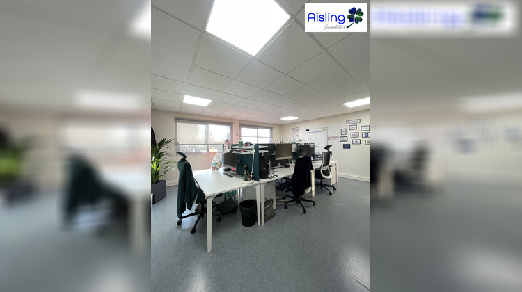 Ma-Cabane - Location Divers Ballan-Miré, 270 m²