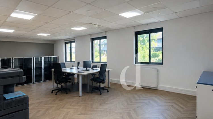 Ma-Cabane - Location Divers Beaumont-sur-Oise, 240 m²