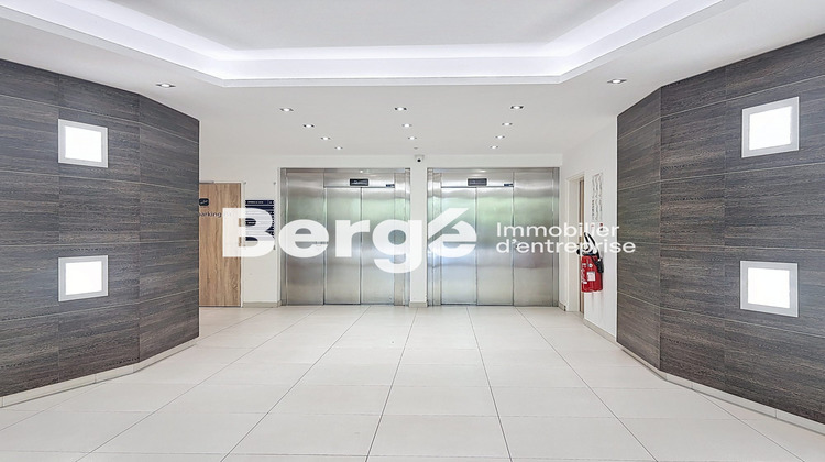 Ma-Cabane - Location Divers Biot, 236 m²