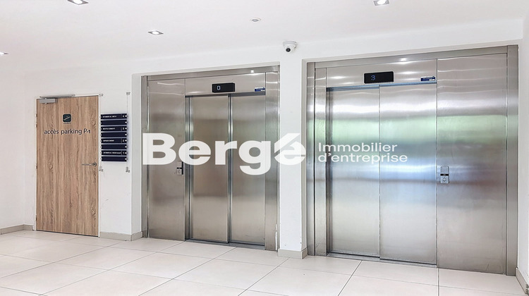 Ma-Cabane - Location Divers Biot, 236 m²