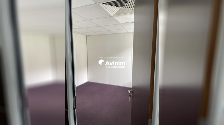 Ma-Cabane - Location Divers Bobigny, 2250 m²