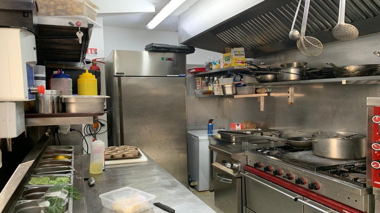 Ma-Cabane - Location Divers Bollène, 230 m²