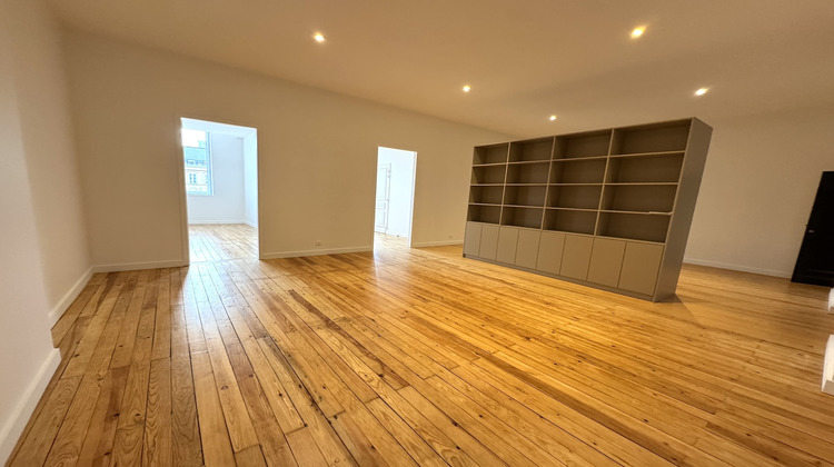 Ma-Cabane - Location Divers Bordeaux, 132 m²