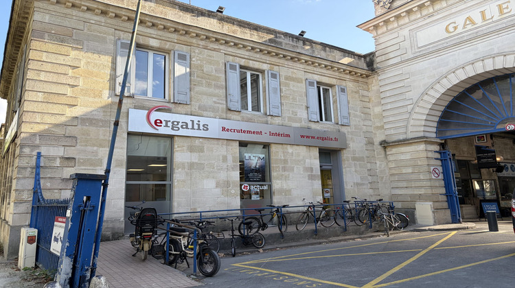 Ma-Cabane - Location Divers Bordeaux, 228 m²