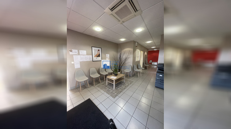 Ma-Cabane - Location Divers Bouchemaine, 193 m²