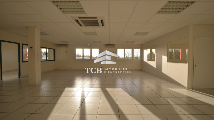 Ma-Cabane - Location Divers Bouguenais, 200 m²